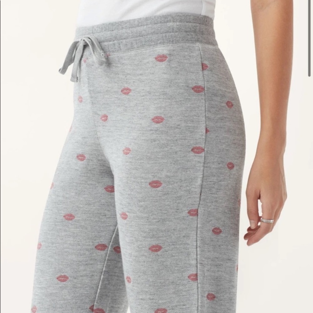 Size Sm splendid lip joggers brand new with tags
